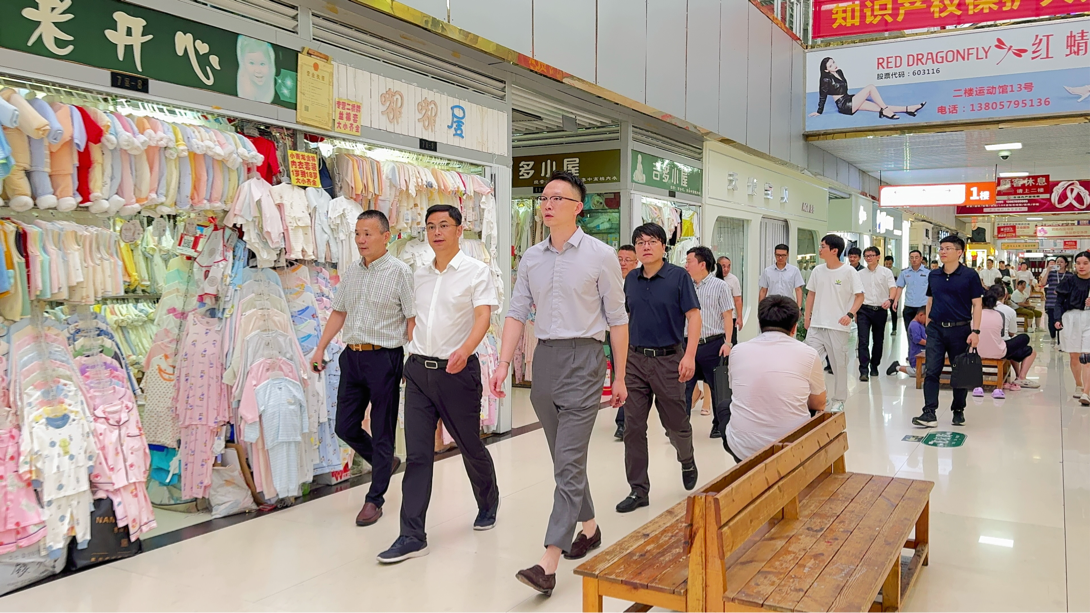绷紧“安全弦”，把好“节前关”！拱墅区区辅导莅临钱江商城发展节前安全出产查抄