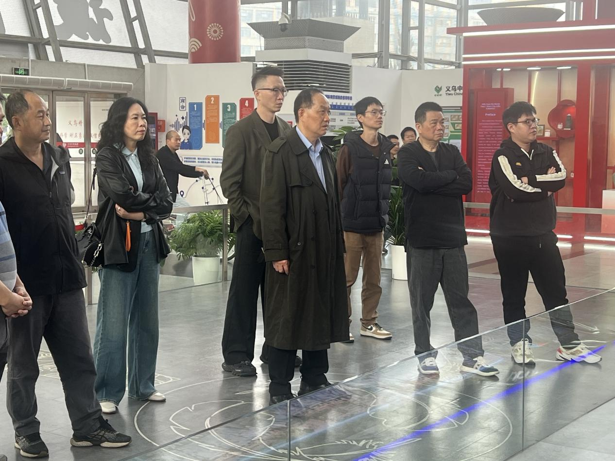 借鉴义乌经验，推动创新发展