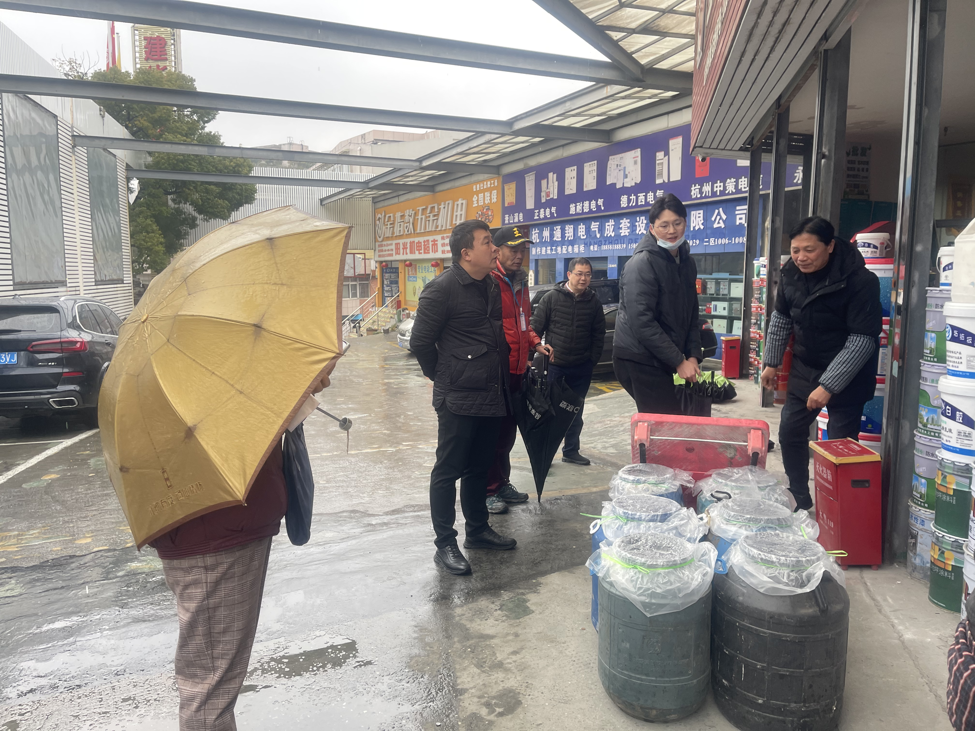 荆门市应急治理局发展；吠换鞑槌