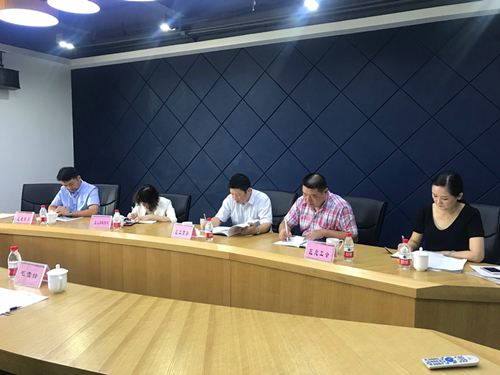 20180925拱墅区协调劳动关系三方会议在mg冰球突破文创集团顺利召开 (2).jpg