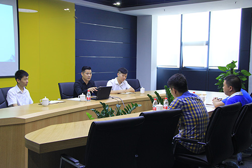 20160825区两新工委副书记金成武莅临mg冰球突破文创集团 (2).jpg