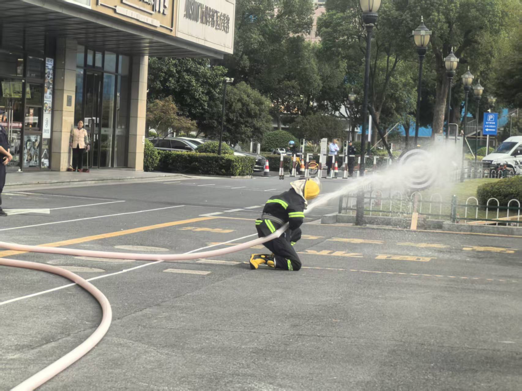 微信图片_20251103170620_178_68.jpg